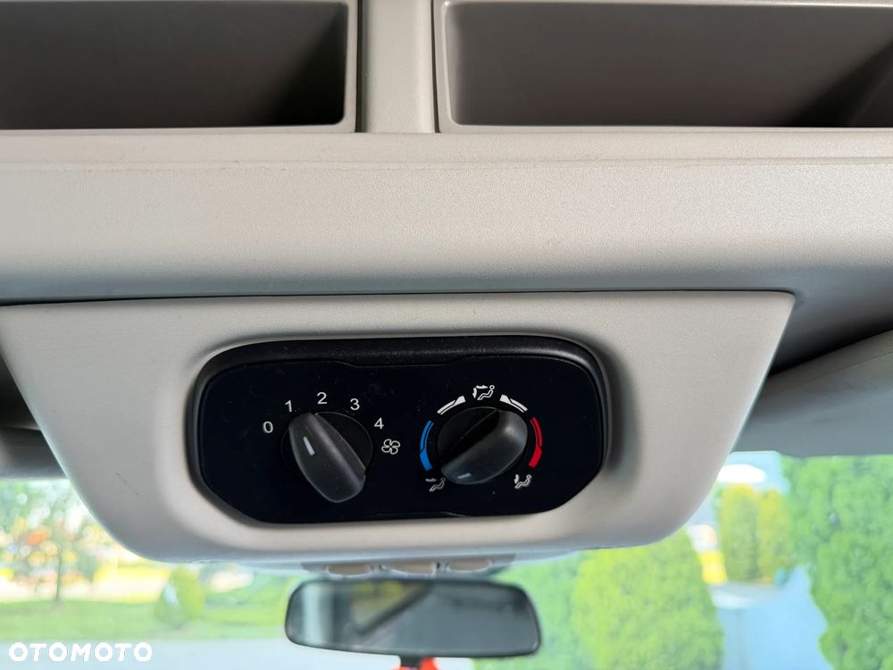 Ford Transit Kombi L3H3 Trend - 19