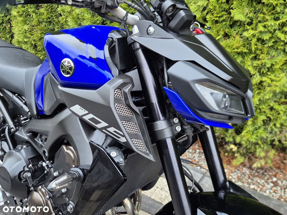 Yamaha MT - 7