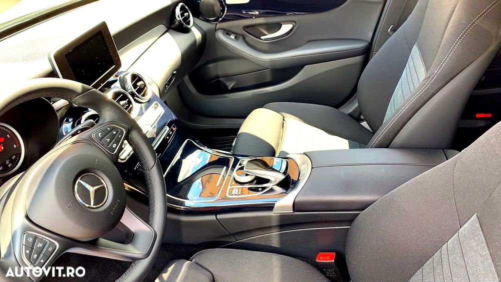 Mercedes-Benz C 220 d 4Matic 9G-TRONIC Edition - 4