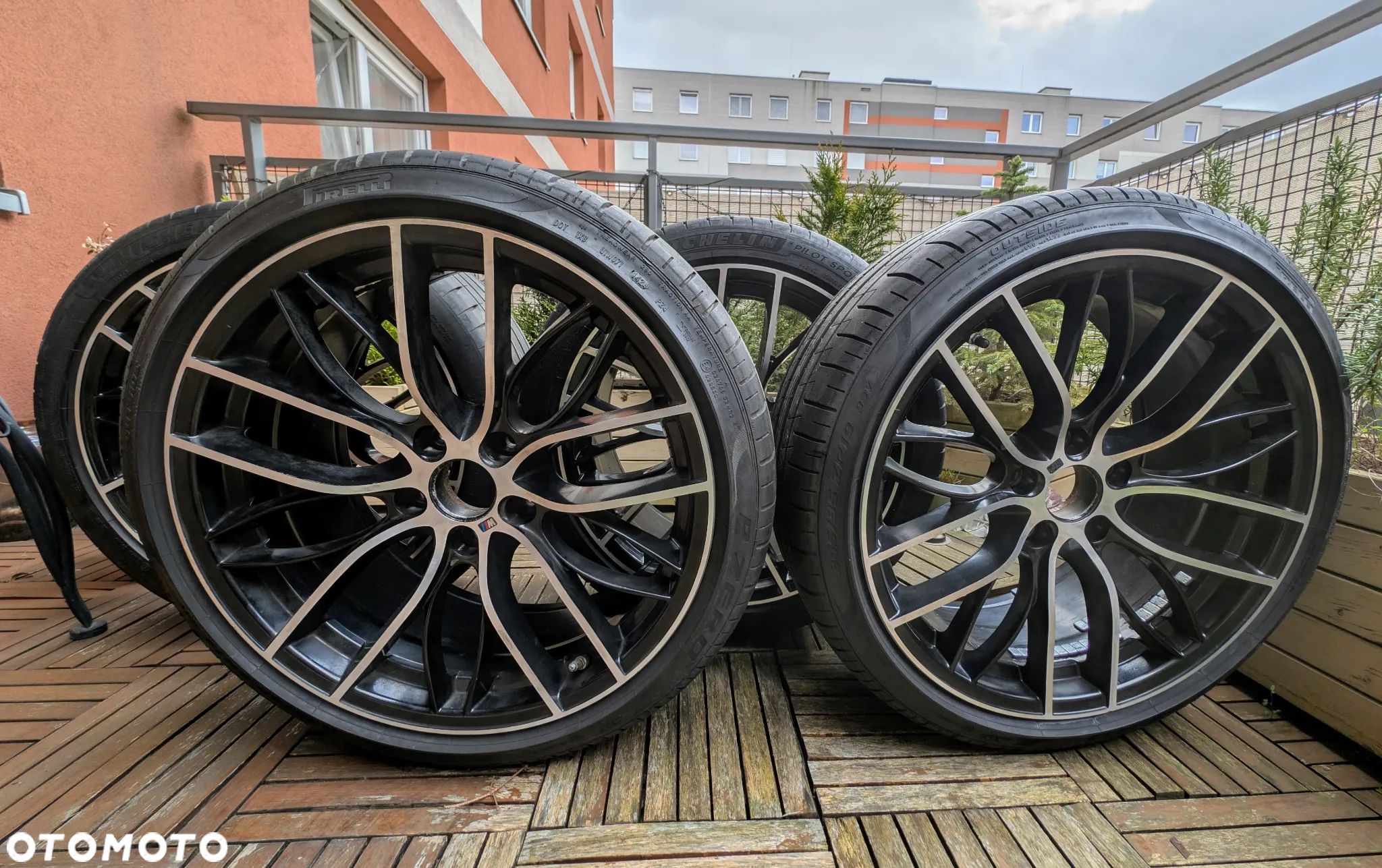 Felgi aluminiowe BMW 19" + opony Michelin & Pirelli – odświeżone - 1