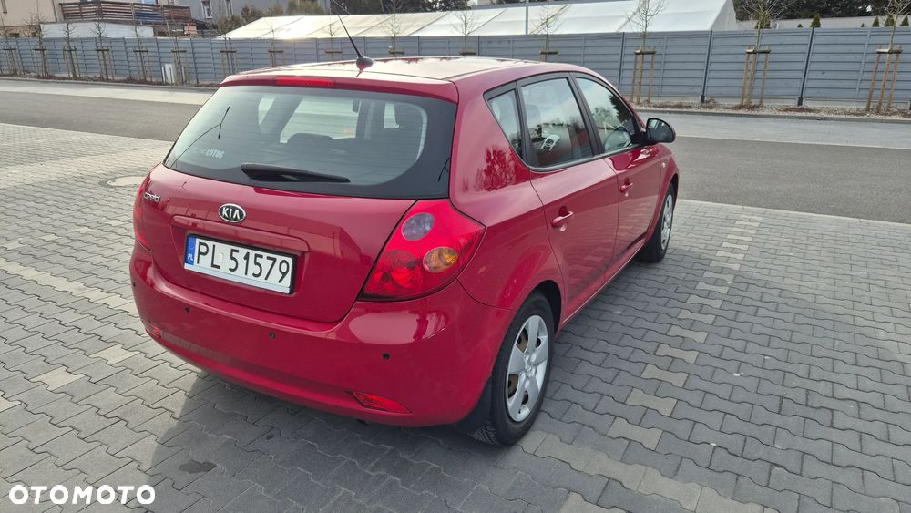 Kia Ceed 1.6 Comfort - 6