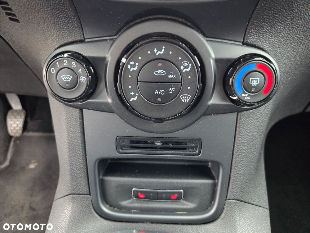 Ford Fiesta 1.25 Titanium EU6 - 14