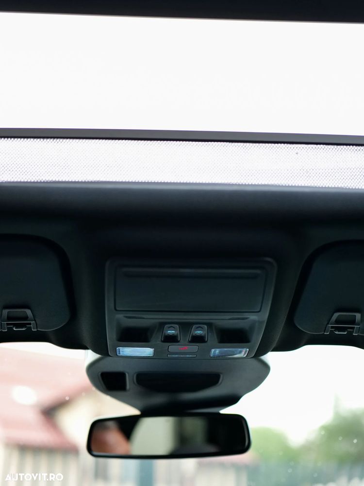 Ford Kuga 1.5 EcoBlue A8 FWD ST Line X - 34