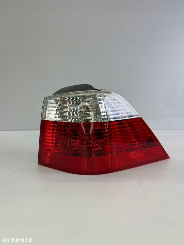 LAMPA PRAWY TYŁ W BŁOTNIK BMW E61 LCI LIFT