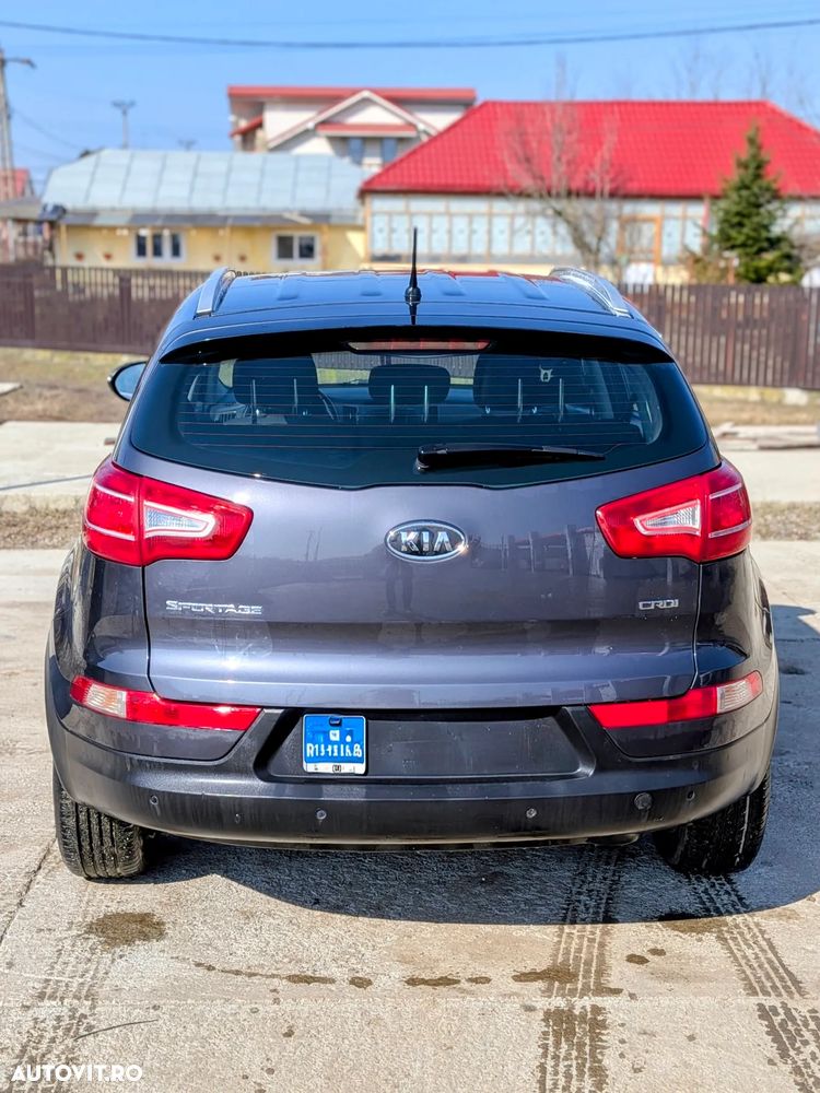 Kia Sportage 2,0 CRDI AWD Vision - 4