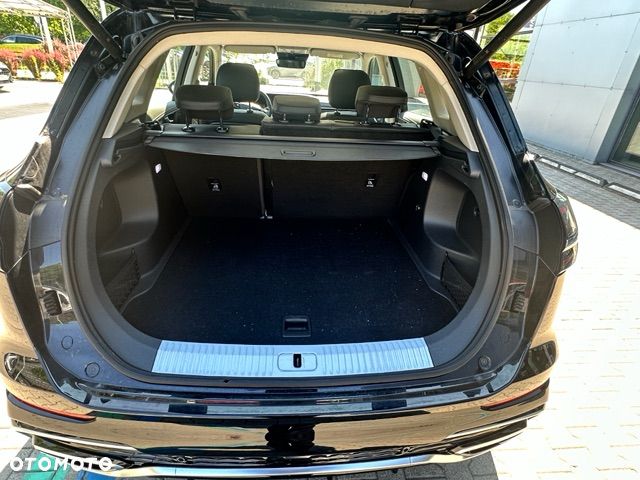 Hongqi HS5 2.0T Executive AWD - 8