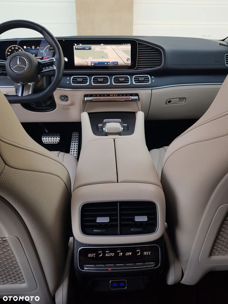 Mercedes-Benz GLS 450 d mHEV 4-Matic AMG Line - 33