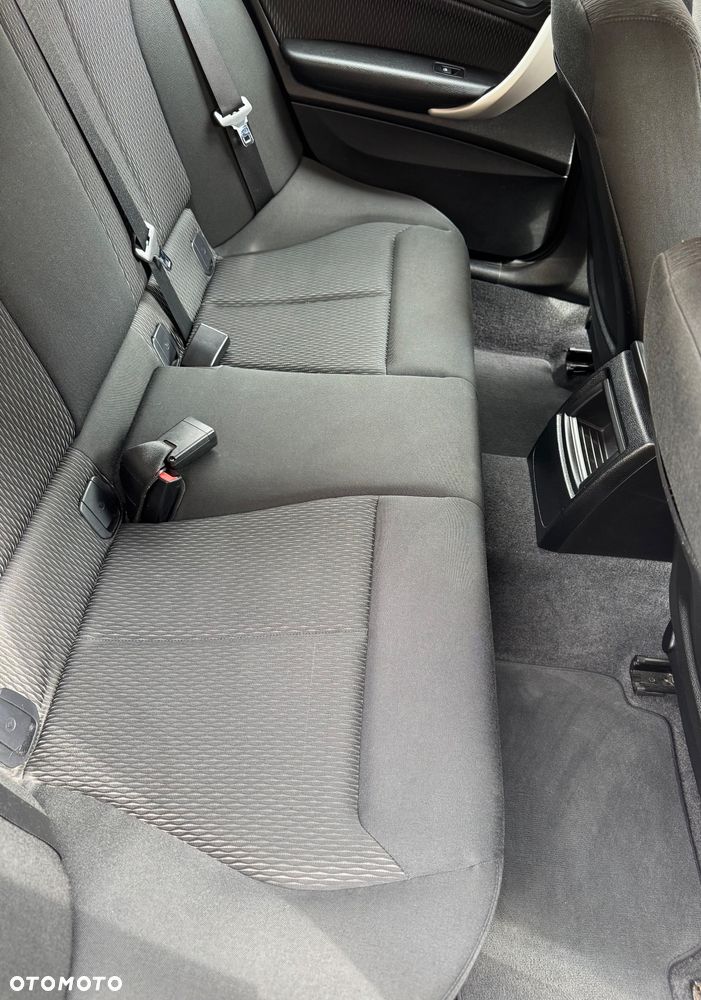 BMW Seria 1 116d - 18