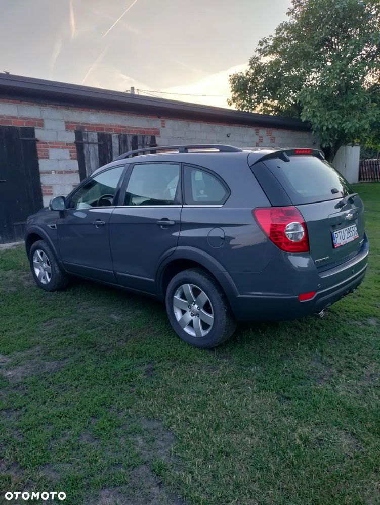 Chevrolet Captiva - 13