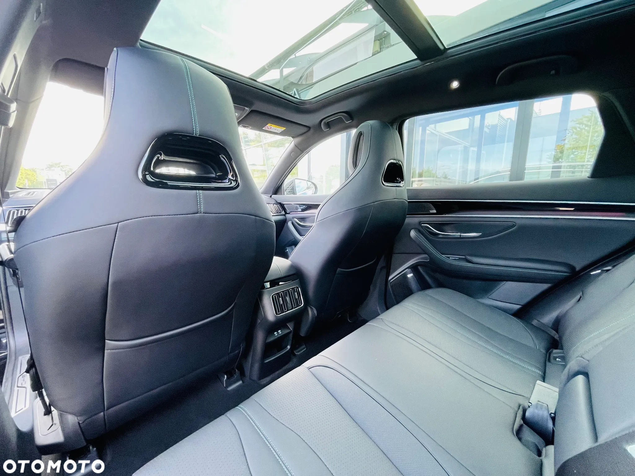 BYD Seal U 1.5T DM-i Design AWD - 18