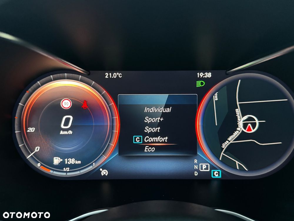 Mercedes-Benz Klasa C 220 d 4MATIC 9G-TRONIC - 28