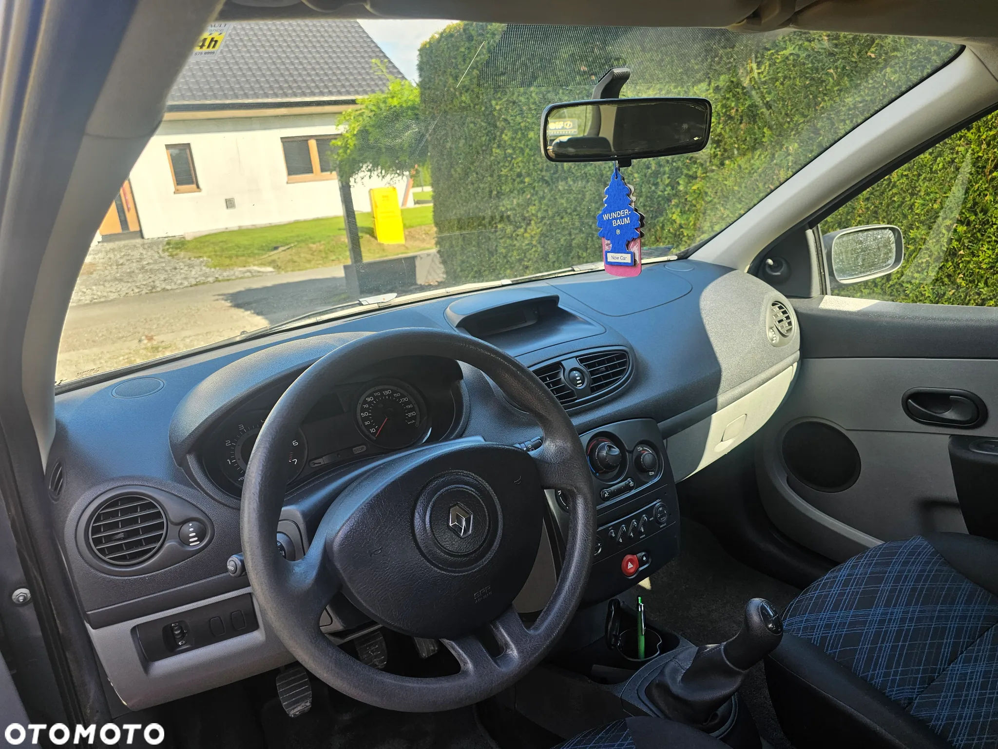 Renault Clio - 18