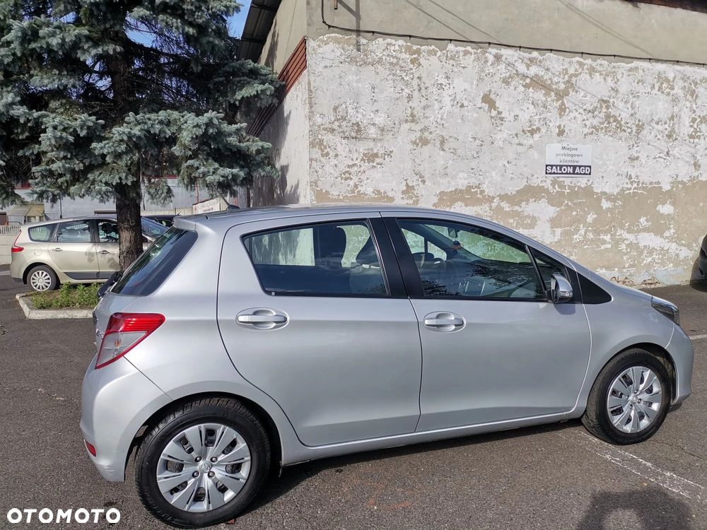 Toyota Yaris - 3