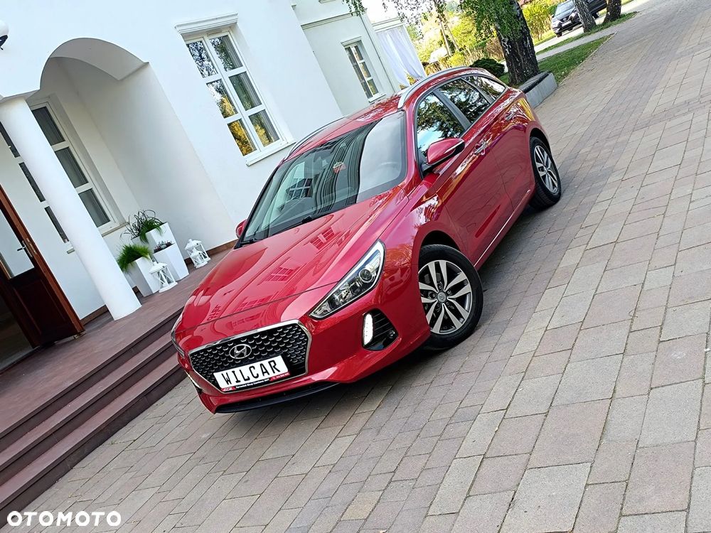 Hyundai i30 blue Kombi 1.6 CRDi Style - 41