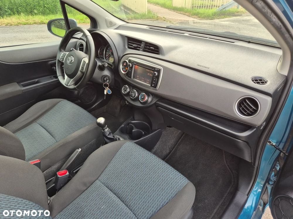 Toyota Yaris 1.33 VVT-i Comfort - 22