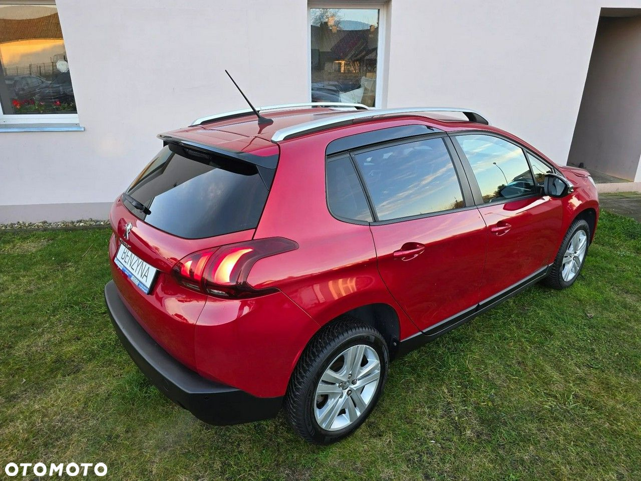 Peugeot 2008 1.2 Pure Tech Style - 7