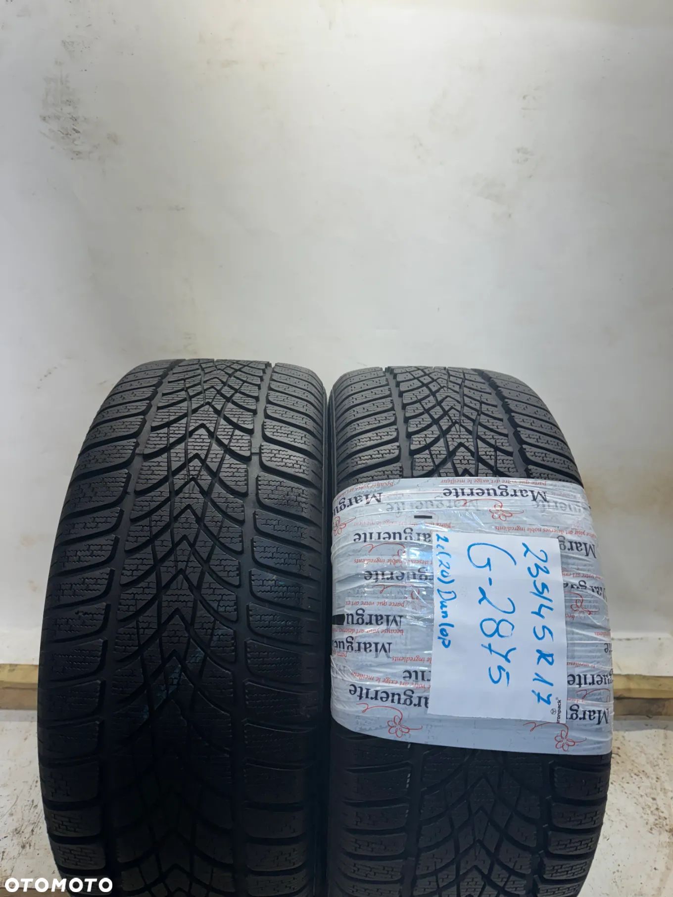 G-2875 235/45R17 94H DUNLOP SP WINTER SPORT 4D MO - 1