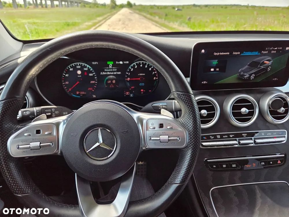 Mercedes-Benz GLC 300 e 4-Matic - 4