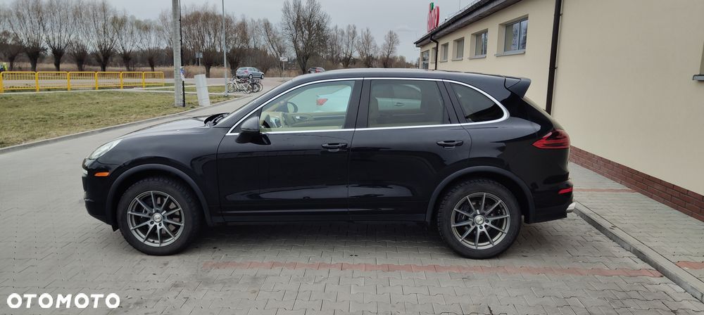 Porsche Cayenne Standard - 5