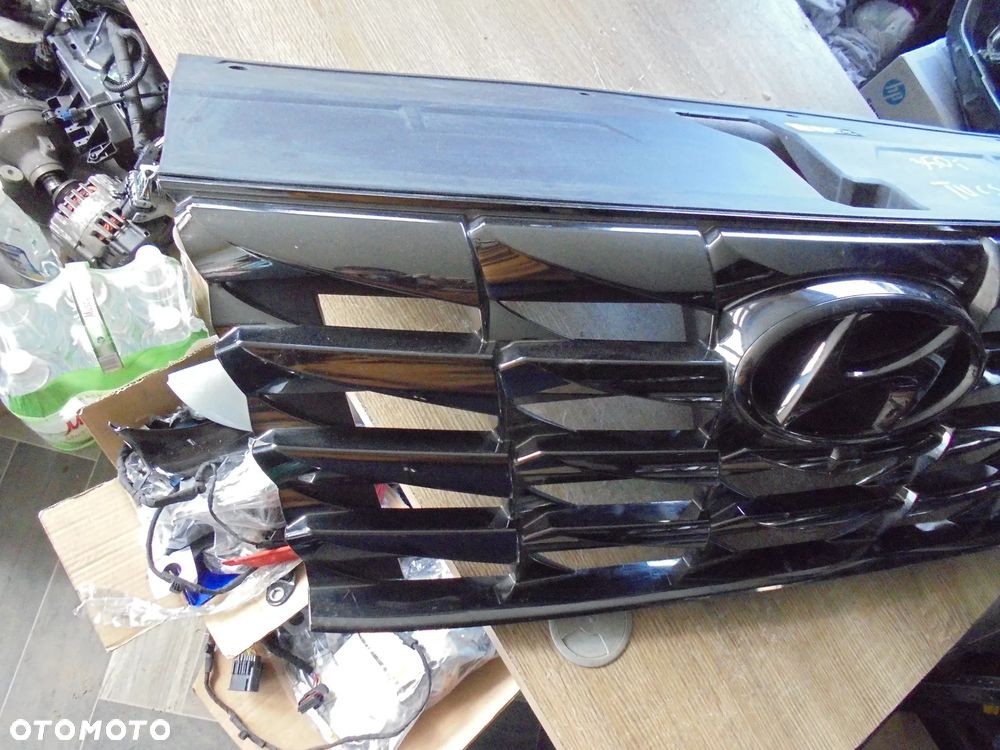 HYUNDAI TUCSON IV 20- GRILL ATRAPA - 2