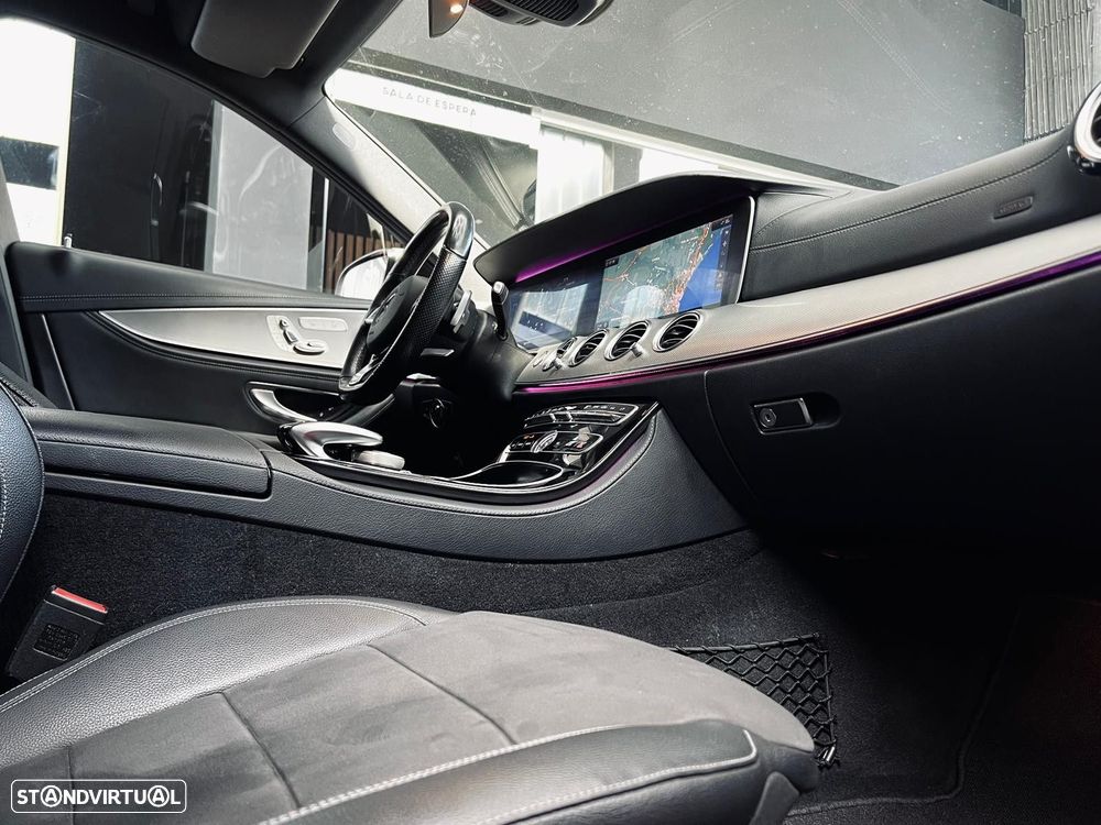 Mercedes-Benz E 220 d AMG Line - 20