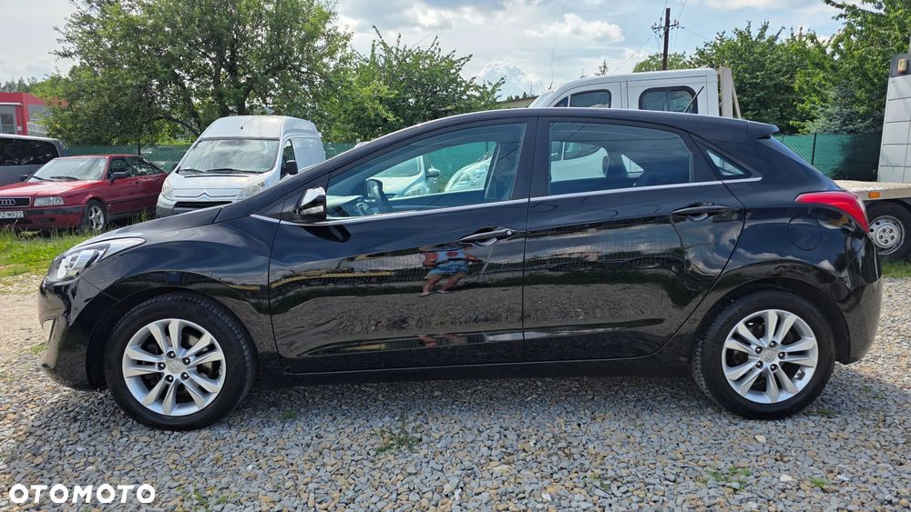 Hyundai i30 1.4 Fifa World Cup Edition - 3