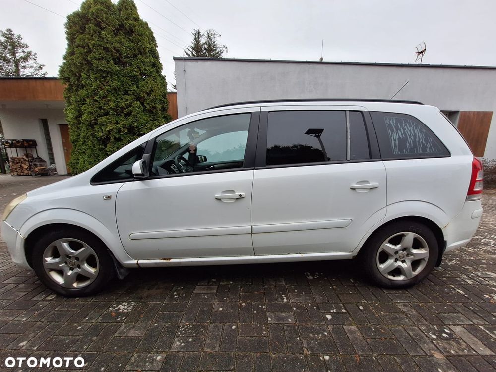 Opel Zafira - 3