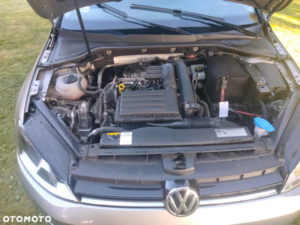 Volkswagen Golf 1.2 TSI BMT Start - 6