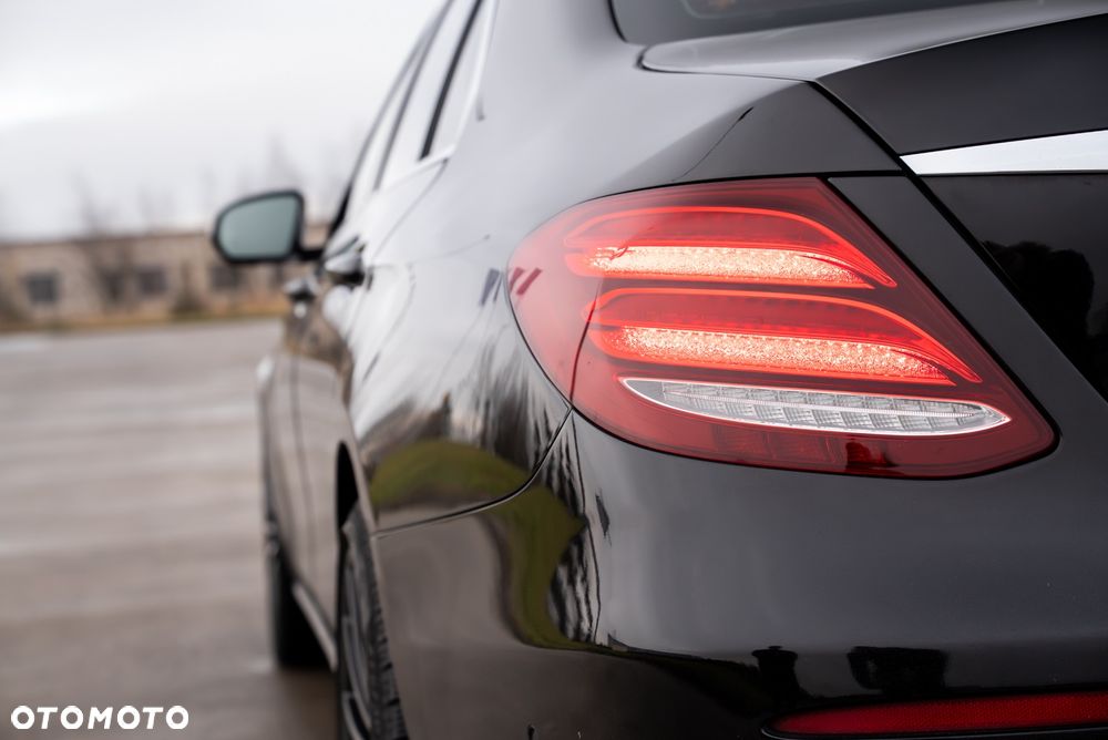 Mercedes-Benz Klasa E - 12