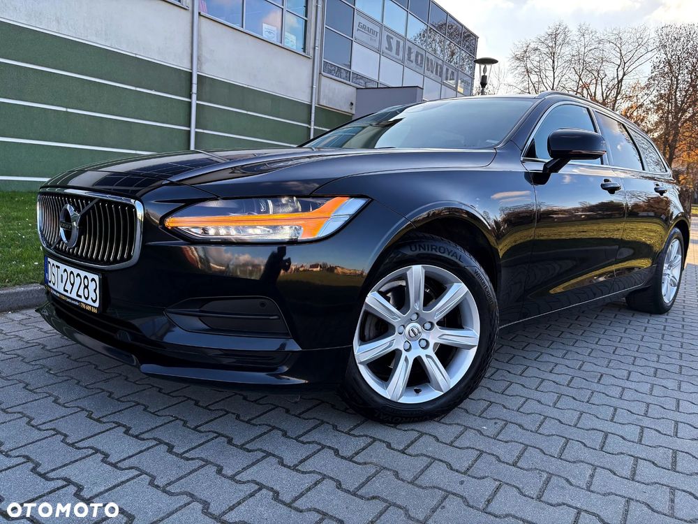 Volvo V90 D3 Momentum Pro - 19