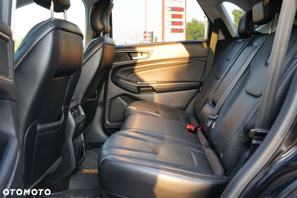 Ford Edge 2.0 TDCi 4WD Titanium - 15