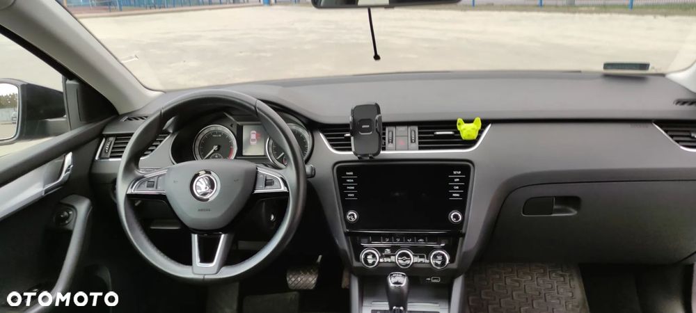 Skoda Octavia 2.0 TDI Style DSG - 10