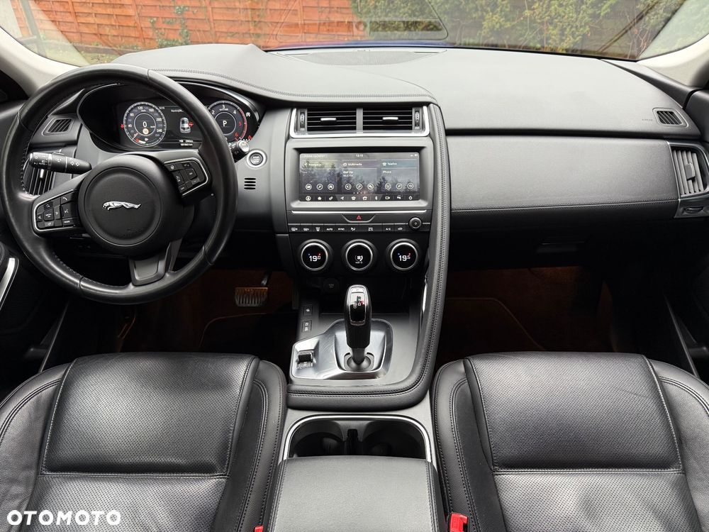 Jaguar E-Pace - 13