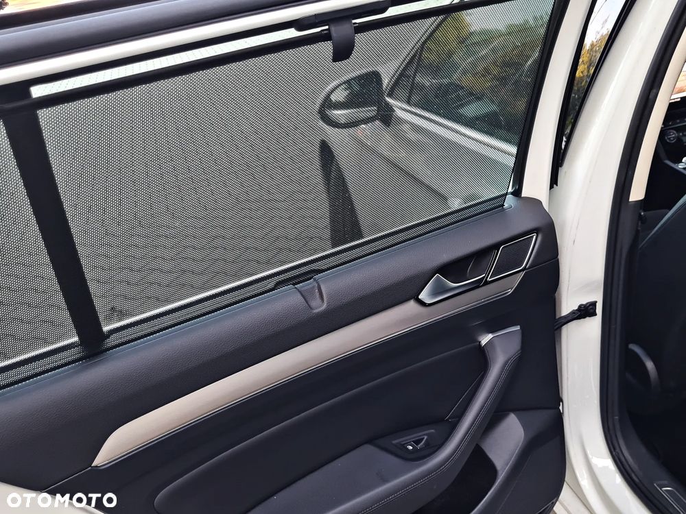 Volkswagen Passat 2.0 TDI Bi-Turbo BMT 4Mot Highline DSG - 15