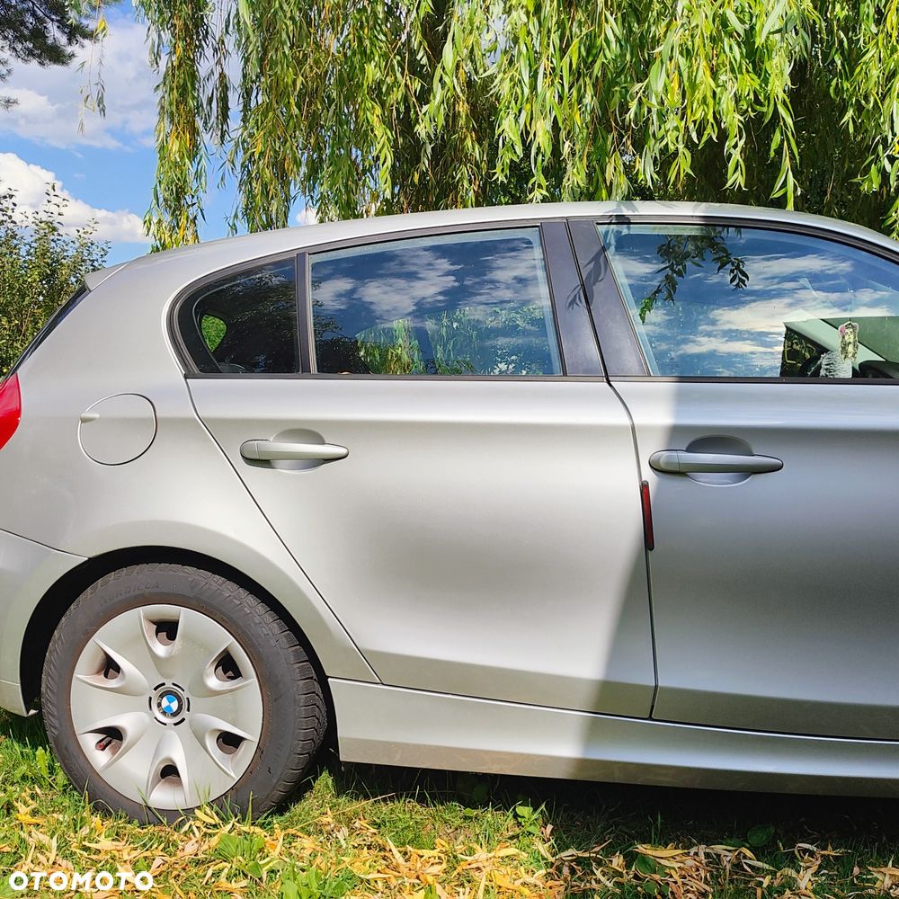 BMW 1 E87 2007 photo 2