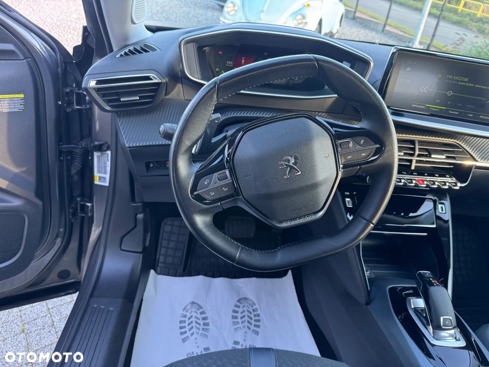 Peugeot 2008 - 17