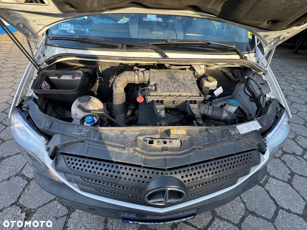 Mercedes-Benz Sprinter - 9