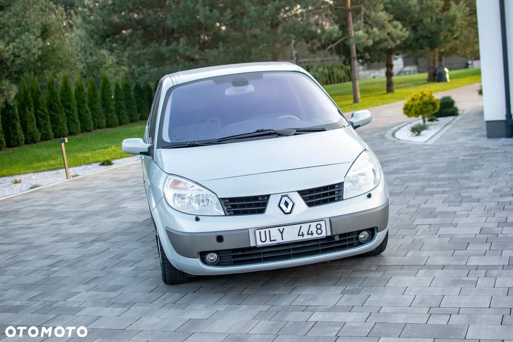 Renault Scenic - 8