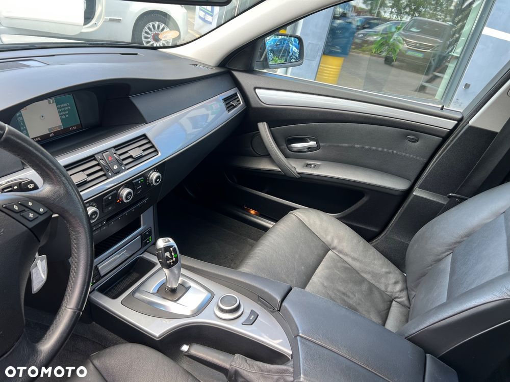 BMW Seria 5 - 12
