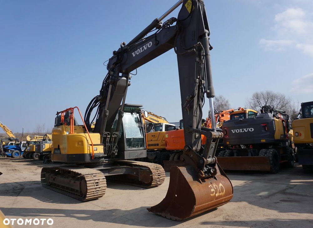 Volvo ECR 235 L - 3