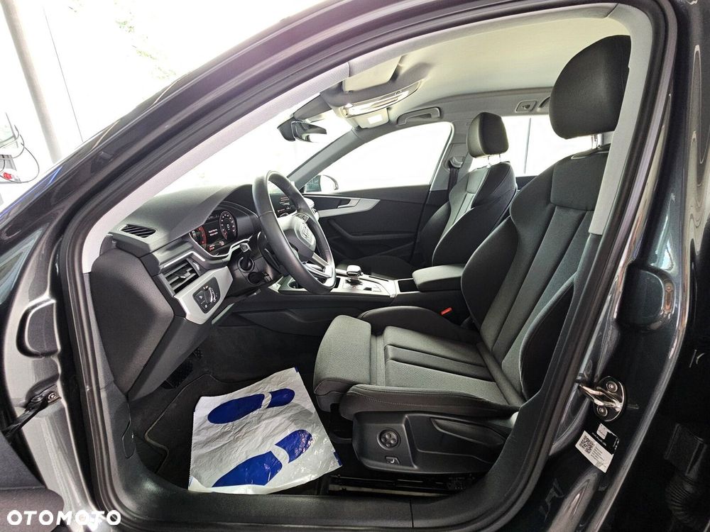Audi A4 Avant 40 TFSI mHEV S Line S tronic - 12