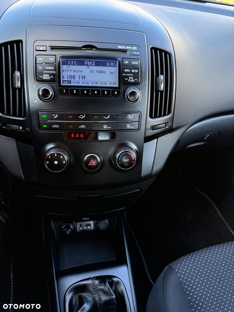 Hyundai i30 1.4 Comfort - 16