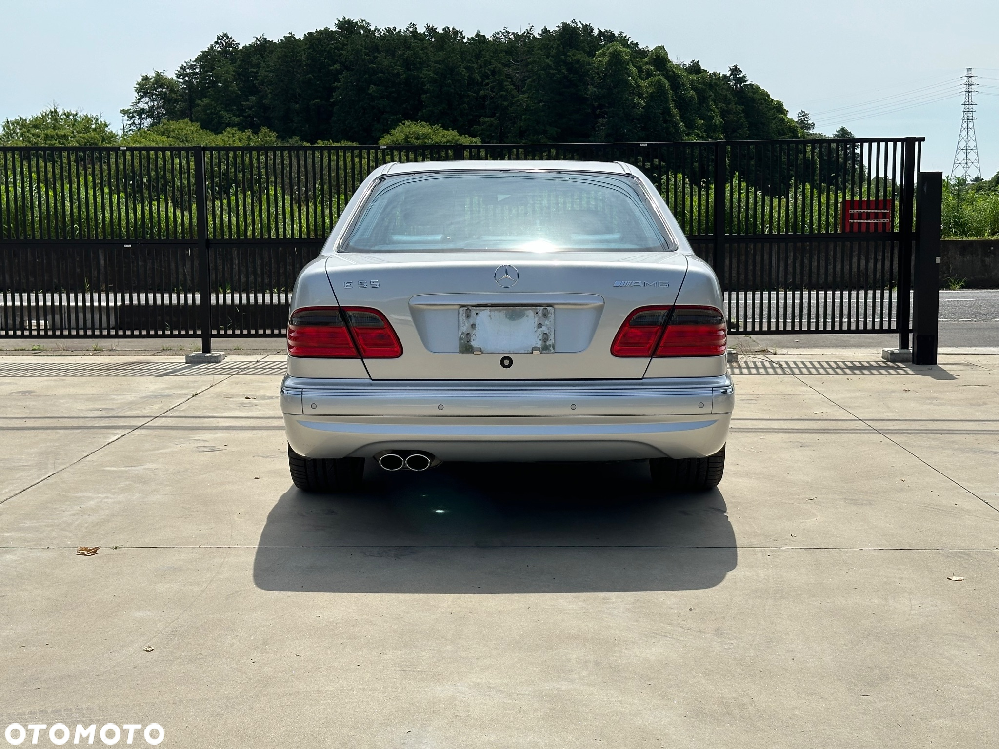 Mercedes-Benz Klasa E 55 AMG - 10