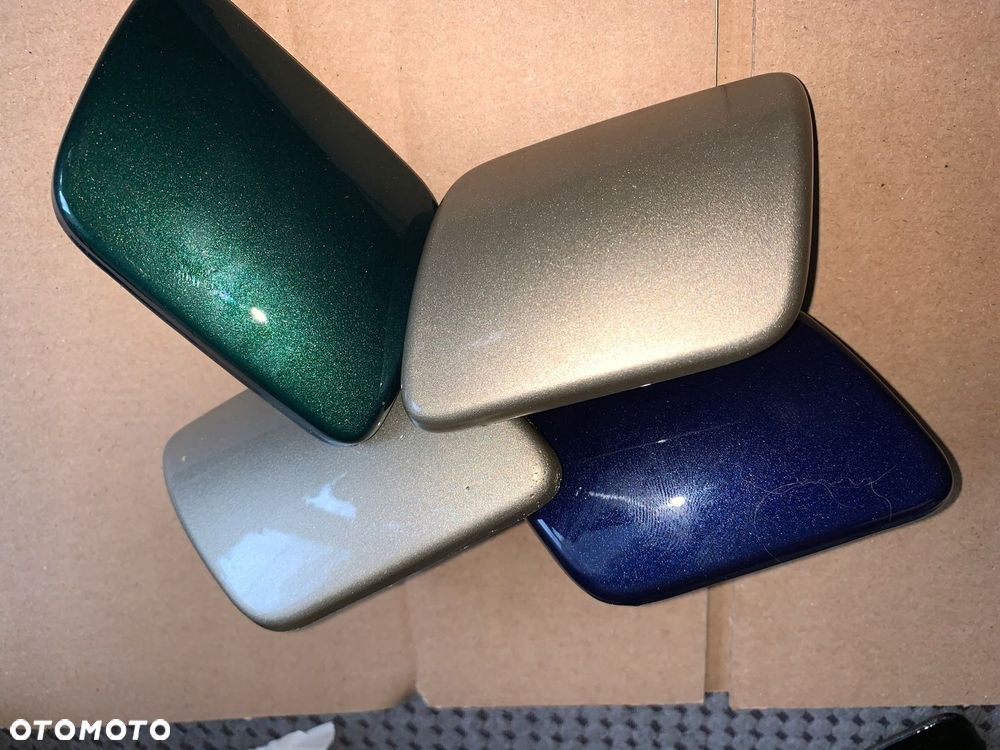 ZAŚLEPKA SPRYSKIWACZA VW GOLF IV L / P KOLORY - 1