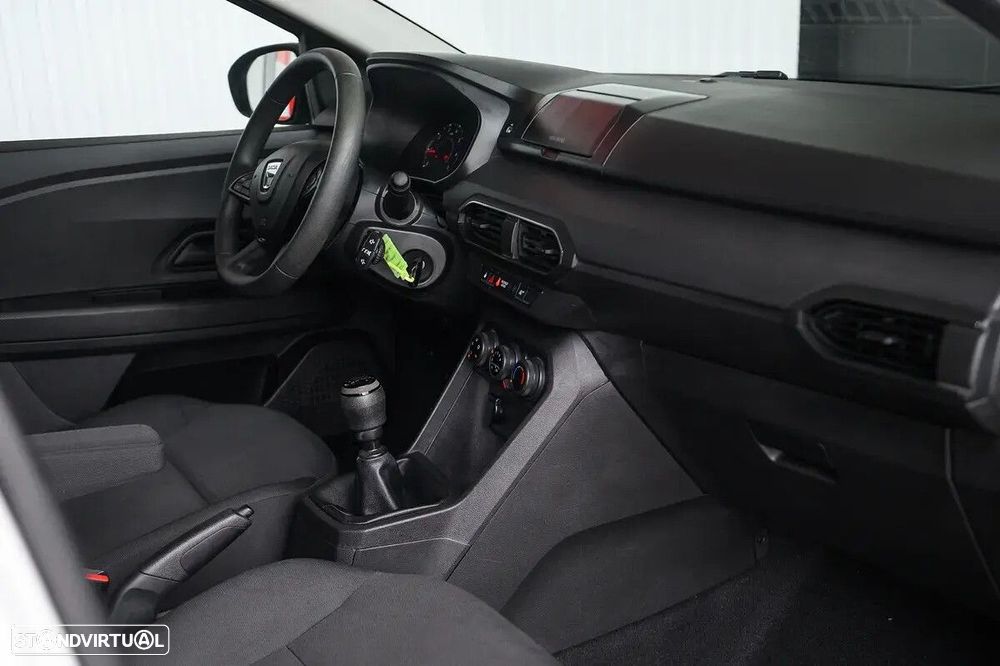 Dacia Sandero - 23