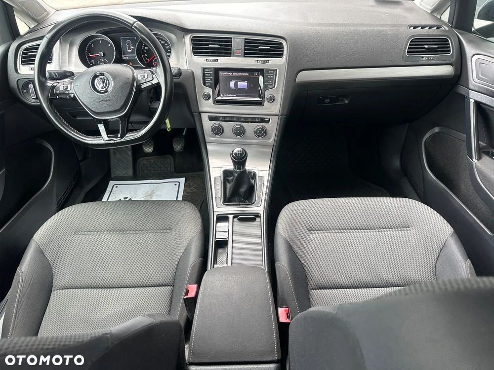 Volkswagen Golf 1.6 TDI BMT Comfortline - 12