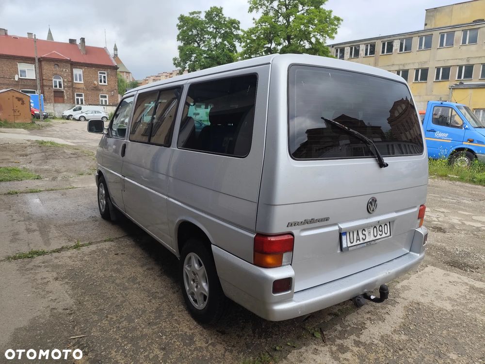 Volkswagen Multivan Standard - 4