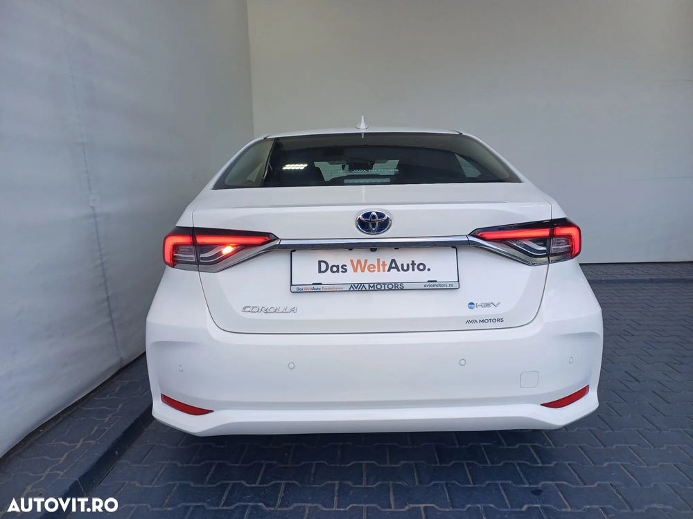 Toyota Corolla - 24