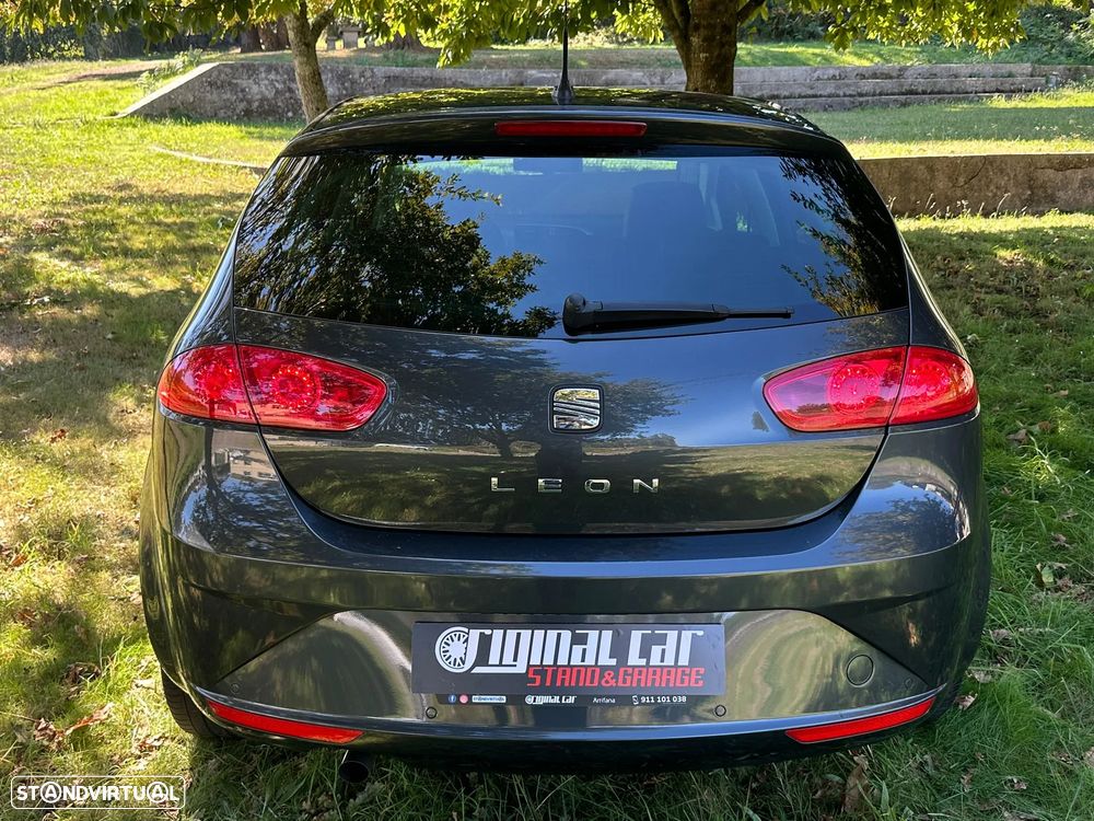 SEAT Leon 1.6 TDI Ecomotive Sport Start/Stop - 24