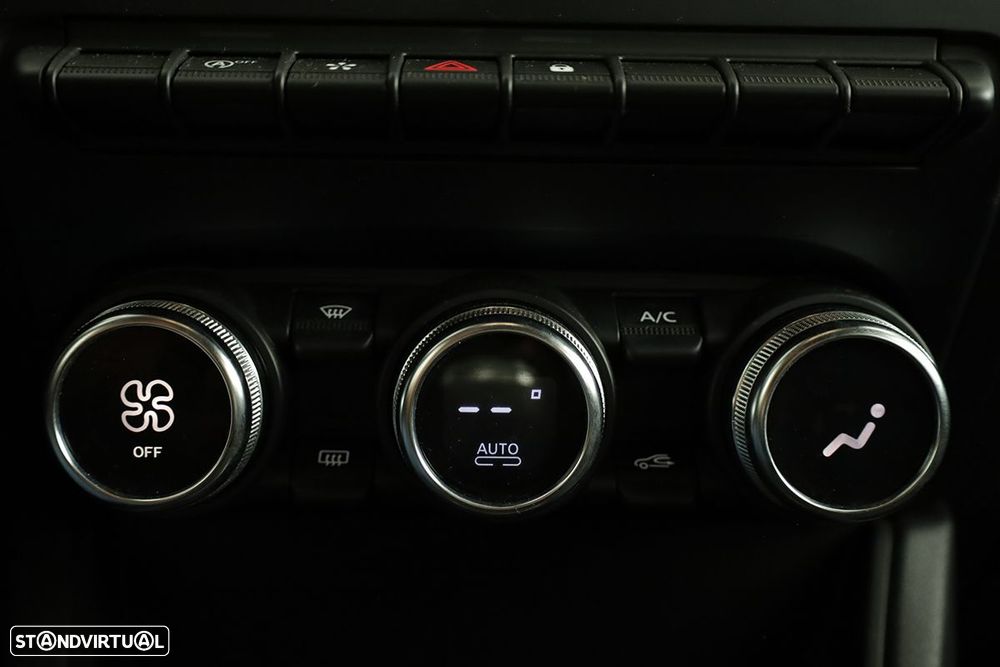 Renault Captur 1.0 TCe Techno Bi-Fuel - 12